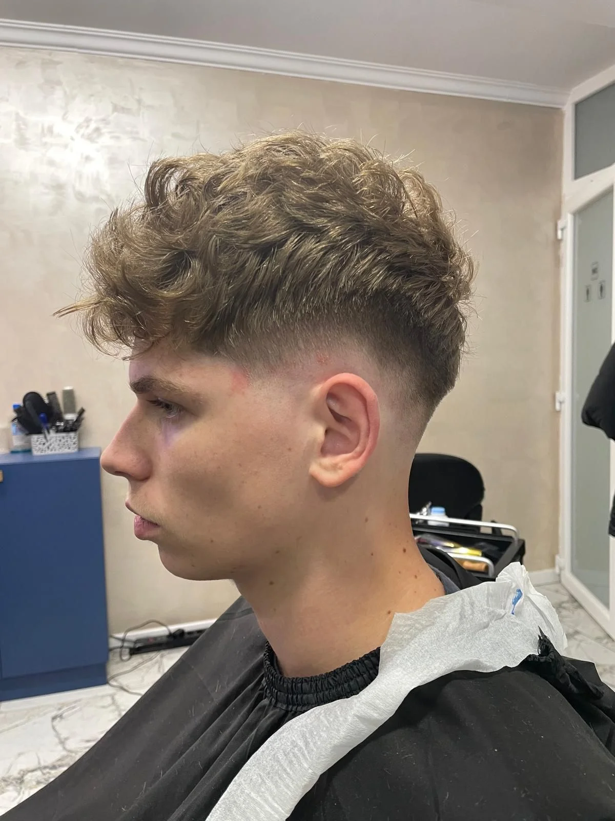 Servicii de frizerie si barber in Cluj Napoca - Absolute Beauty by Rls - Absolute Beauty - Salon de infrumusetare Cluj Napoca