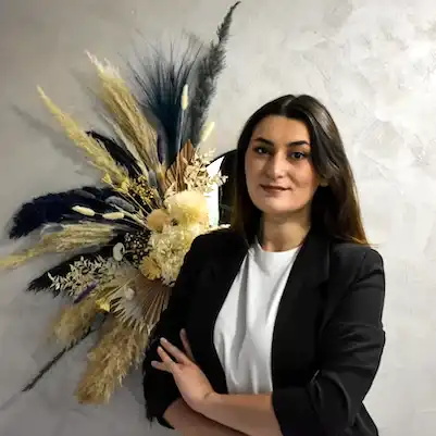 ELIZA LOLUTA MACHIAJ